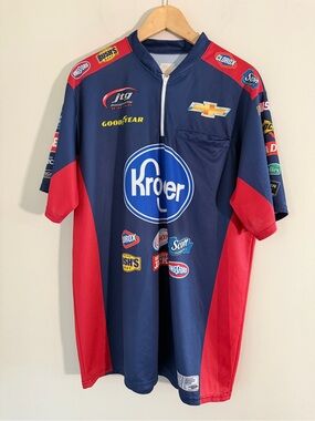 JTG Daugherty Racing Kroger #47 NASCAR Pit Crew Shirt Mens L Chevy Sponsor